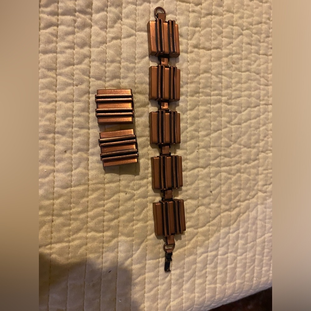 vintage Renoir copper link bracelet and clip-on earrings set great condition